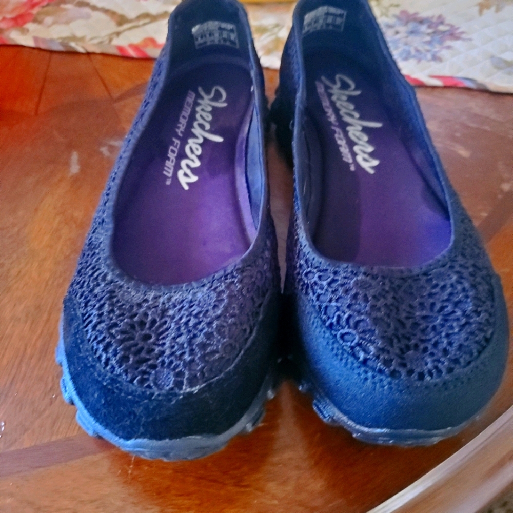 Skecker Slip-on